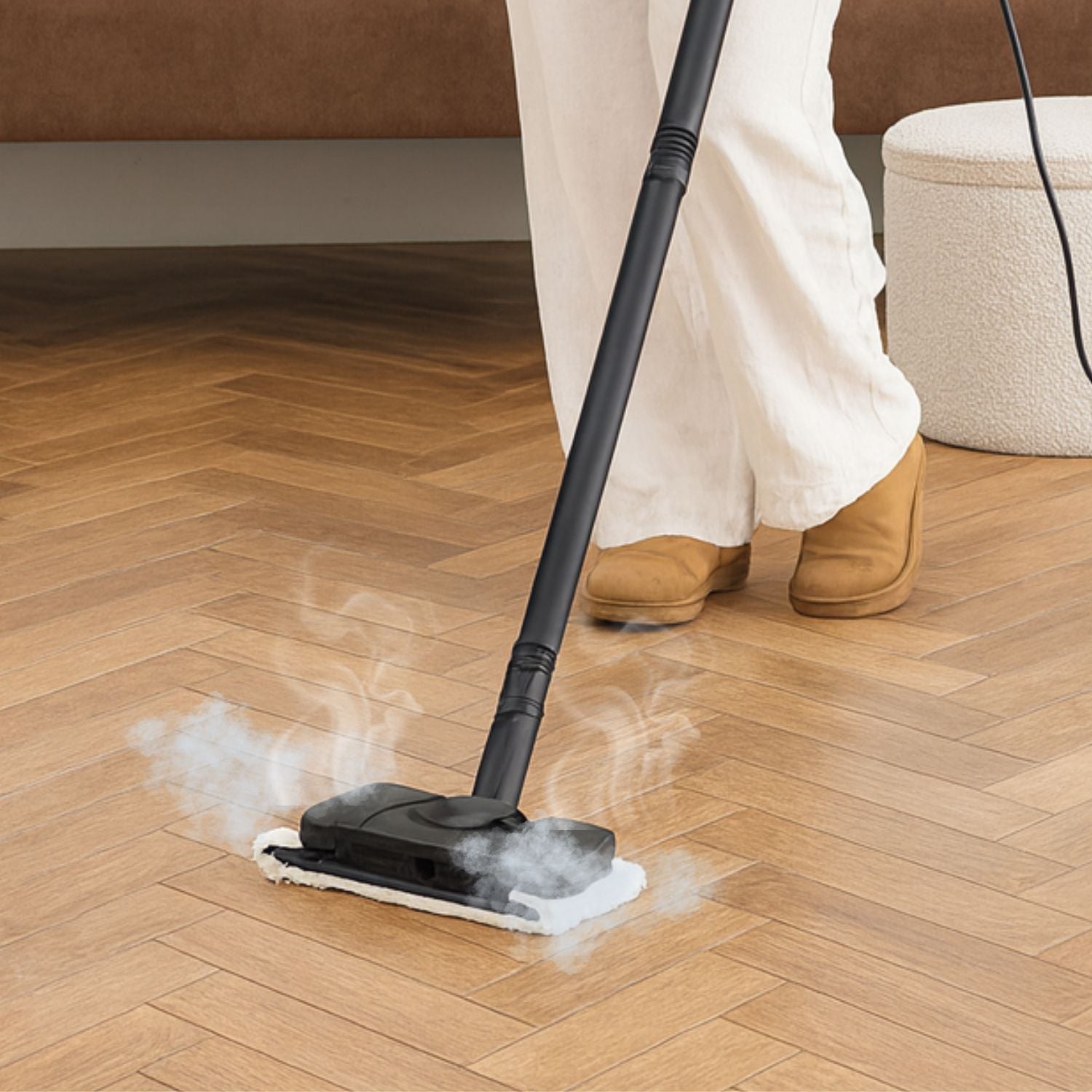 Kun je een PVC vloer reinigen met een stoomreiniger?